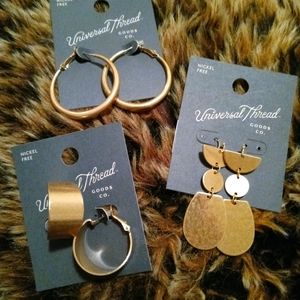 Universal Thread earrings